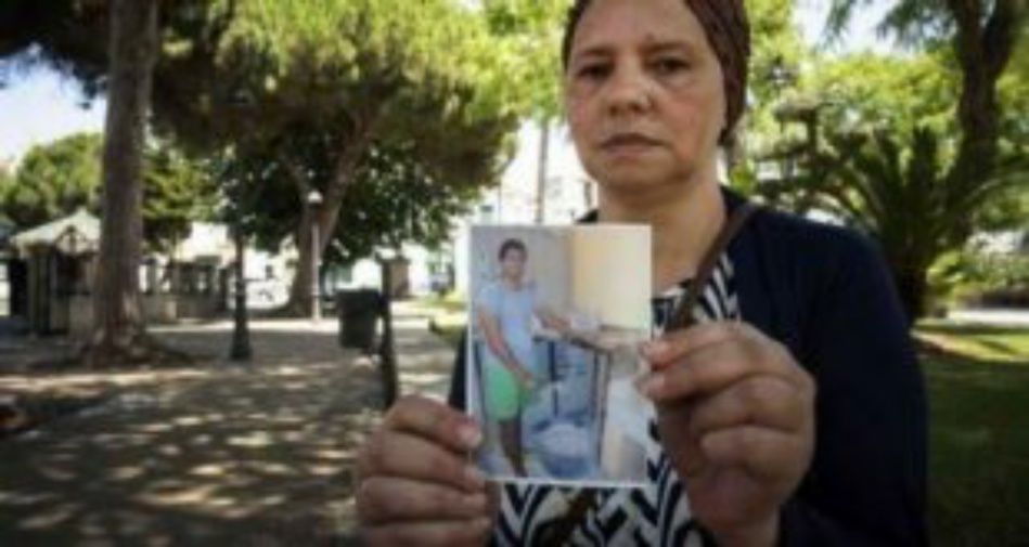 بالتفاصيل.. فلويد مغربي مات في إسبانيا وهو «لا يستطيع التنفس» بالتفاصيل.. فلويد مغربي مات في إسبانيا وهو «لا يستطيع التنفس»