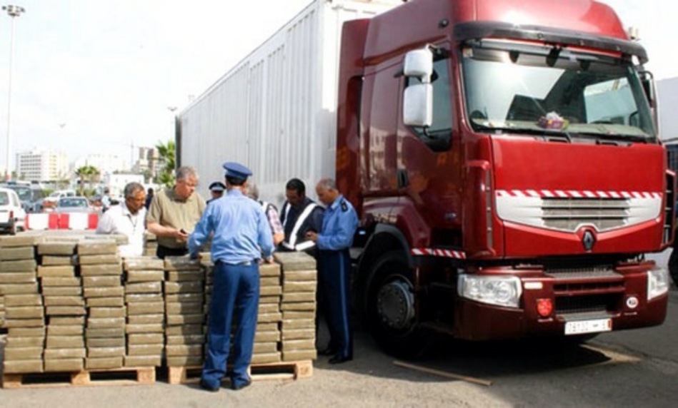 حجز حوالي نصف طن من المخدرات بطنجة حجز حوالي نصف طن من المخدرات بطنجة