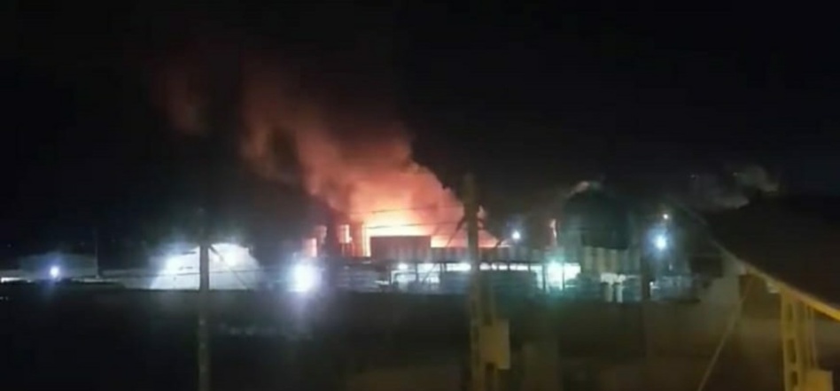 حريق مهول يندلع بمصنع في القنيطرة