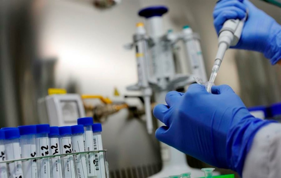 خبراء يطمئنون المغاربة حول جدوى لقاح كورونا خبراء يطمئنون المغاربة حول جدوى لقاح كورونا