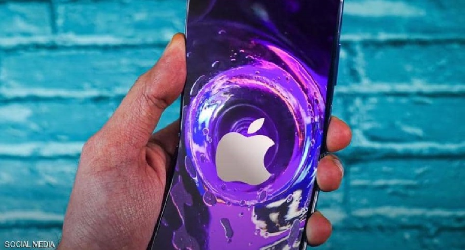 «براءة اختراع» تكشف «مفاجأة» في هاتف «آبل» المستقبلي القابل للطي «براءة اختراع» تكشف «مفاجأة» في هاتف «آبل» المستقبلي القابل للطي