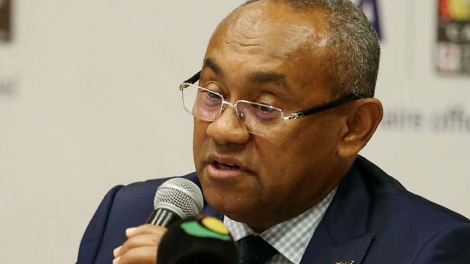 فيفا يوقف رئيس "الكاف" خمس سنوات في قضايا فساد ! فيفا يوقف رئيس "الكاف" خمس سنوات في قضايا فساد !