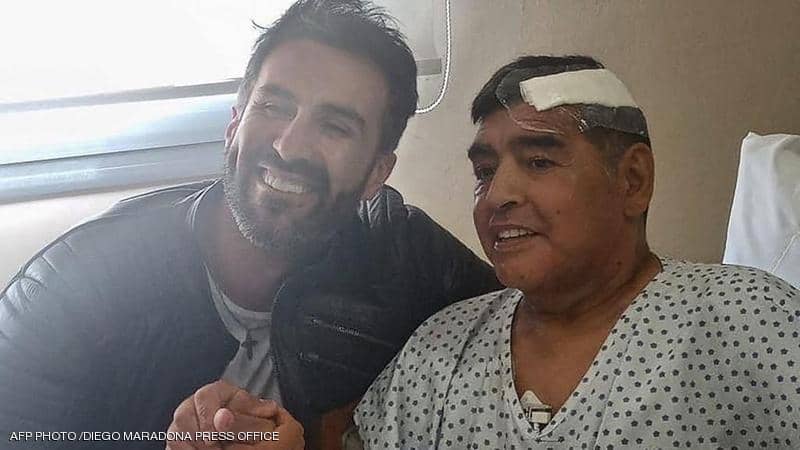 طبيب مارادونا يخرجُ عن صمته... «فعلت المستحيل» طبيب مارادونا يخرجُ عن صمته... «فعلت المستحيل»