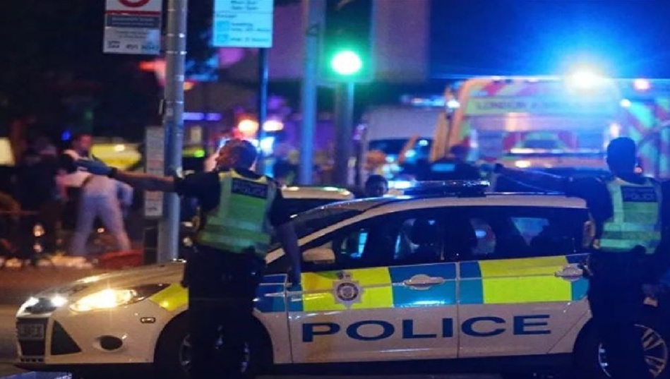 قتلى في إنفجار ضخم بخزان للكيماويات في إنجلترا قتلى في إنفجار ضخم بخزان للكيماويات في إنجلترا