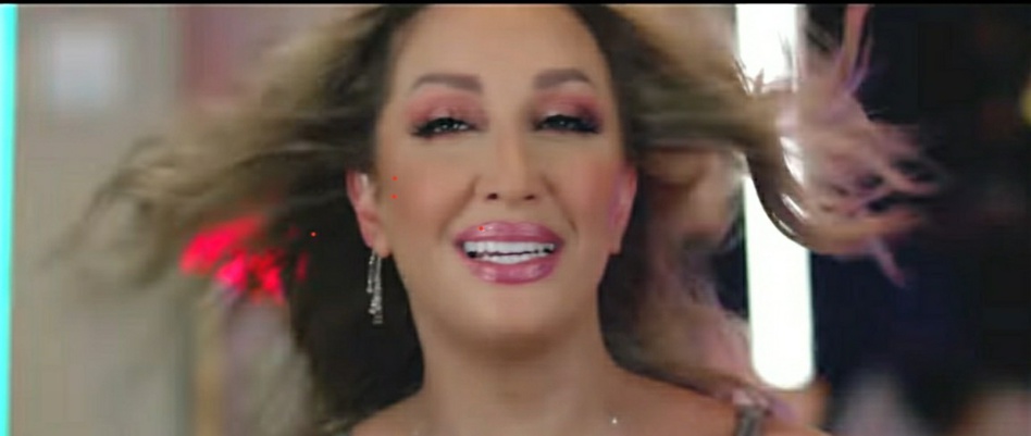 الفنانة المغربية رجاء قصابني  تعود بقوة للساحة الفنية الفنانة المغربية رجاء قصابني  تعود بقوة للساحة الفنية