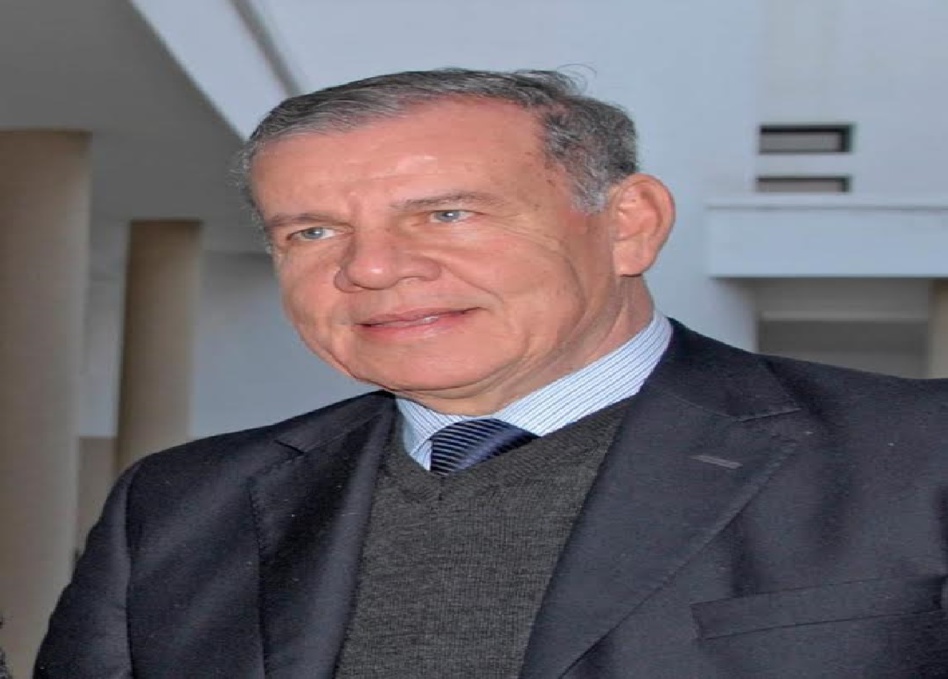 أسس ومكونات الدمج بين الافتراضي والحضوري في الفصول الدراسية أسس ومكونات الدمج بين الافتراضي والحضوري في الفصول الدراسية