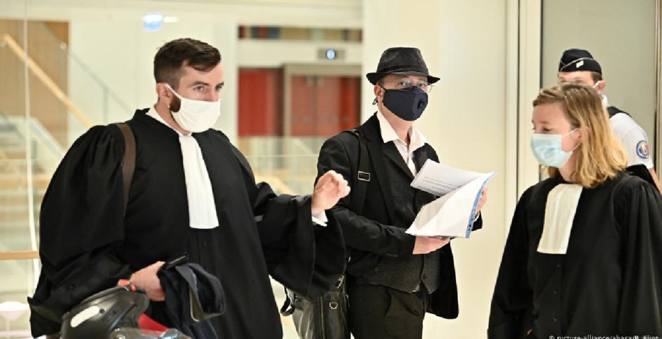 القضاء الفرنسي يصدر أحكامه على متهمي «شارلي إيبدو» القضاء الفرنسي يصدر أحكامه على متهمي «شارلي إيبدو»