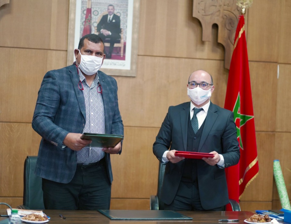 مهندسون مغاربة ينخرطون في مشروع تنمية الأقاليم الجنوبية مهندسون مغاربة ينخرطون في مشروع تنمية الأقاليم الجنوبية