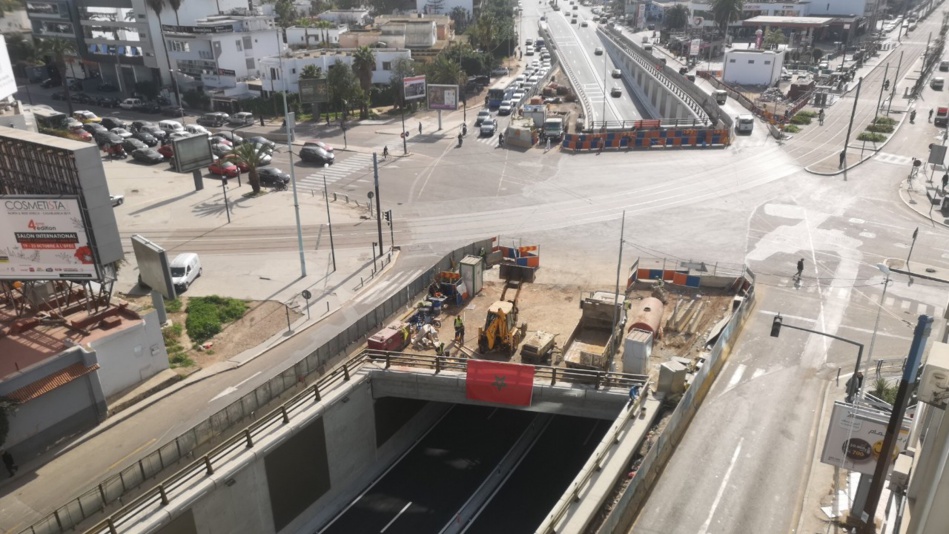 مجلس جماعة الدار البيضاء في موقف حرج بسبب تأخره في إنجاز المشاريع المتعثرة مجلس جماعة الدار البيضاء في موقف حرج بسبب تأخره في إنجاز المشاريع المتعثرة