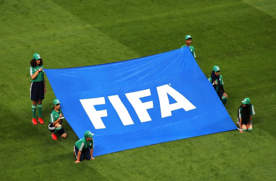 الـ «فيفا» يُجْبَرْ على تأجيل بطولتي كأس العالم بسبب كورونا الـ «فيفا» يُجْبَرْ على تأجيل بطولتي كأس العالم بسبب كورونا