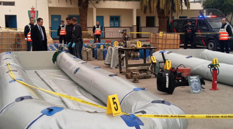 إجهاض محاولة للهجرة غير المشروعة وضبط 44 شخصاً من بينهم نساء بالناظور إجهاض محاولة للهجرة غير المشروعة وضبط 44 شخصاً من بينهم نساء بالناظور
