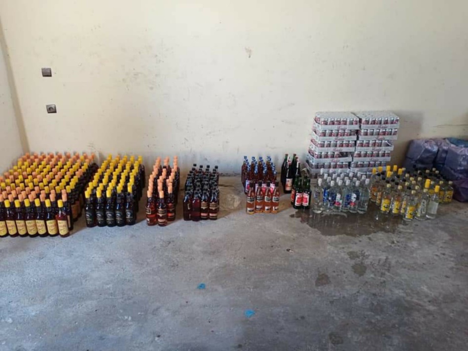 حجز 1500 قنينة من الخمور ضواحي القصر الكبير حجز 1500 قنينة من الخمور ضواحي القصر الكبير