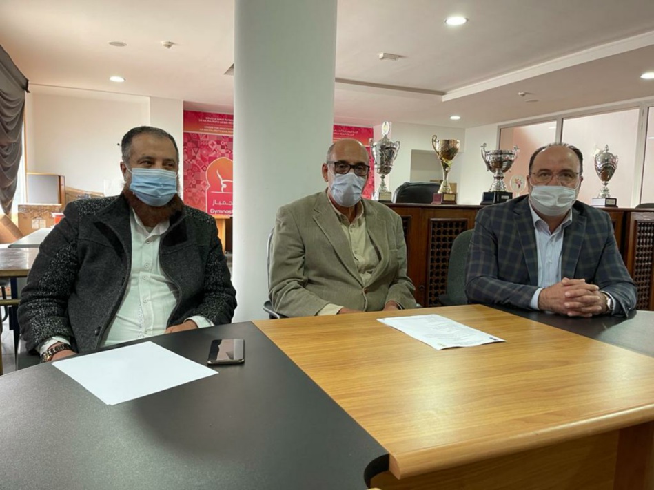 تسليم السلط بين اللجنة المؤقتة ومصطفى أوراش تسليم السلط بين اللجنة المؤقتة ومصطفى أوراش