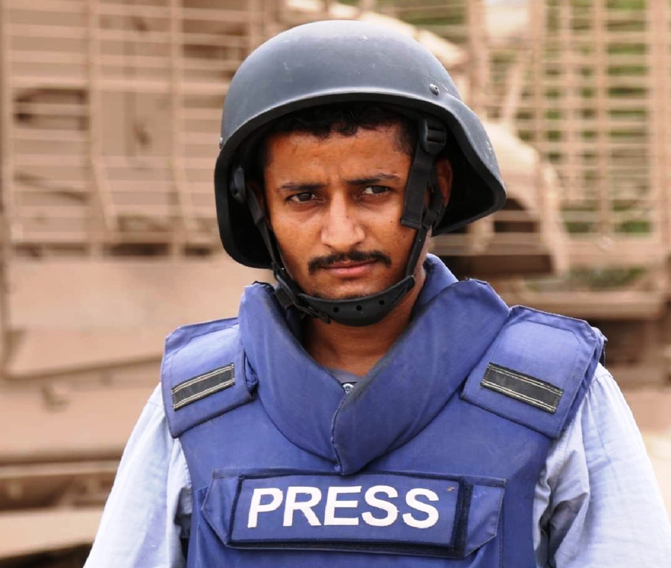 مقتل مراسل واصابة 9 صحفيين بالهجوم الارهابي الذي استهدف مطار عدن مقتل مراسل واصابة 9 صحفيين بالهجوم الارهابي الذي استهدف مطار عدن