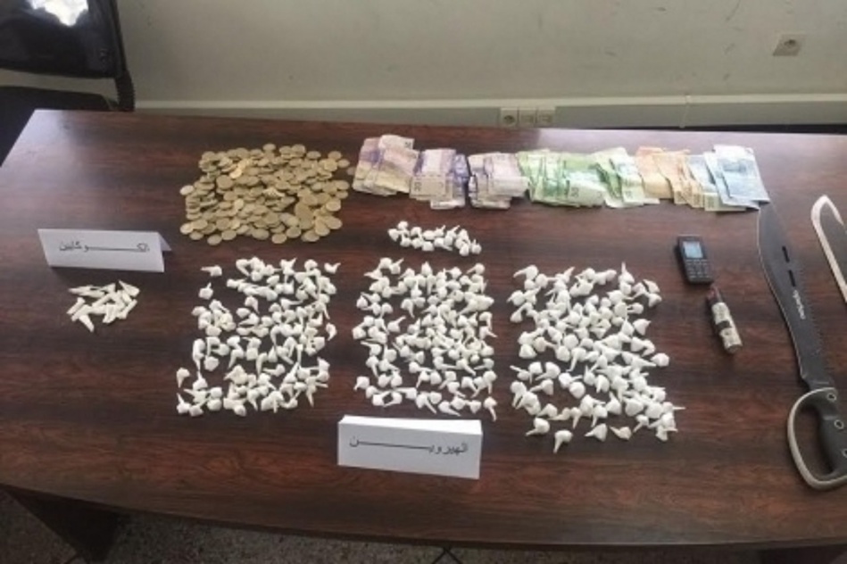 الحسيمة..70 سنة سجنا موزعة على متهمين بحيازة المخدرات الحسيمة..70 سنة سجنا موزعة على متهمين بحيازة المخدرات