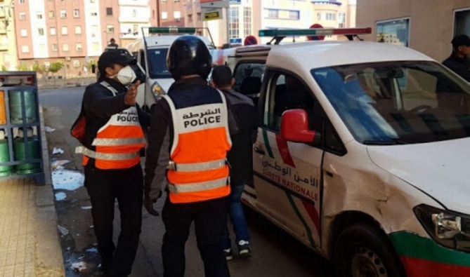 إيقاف شرطي متقاعد وآخرَيْن بعد اختطافهم لشخص من حسان بالرباط إيقاف شرطي متقاعد وآخرَيْن بعد اختطافهم لشخص من حسان بالرباط
