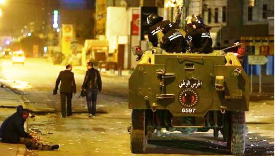 ​تونس تُعلن اعتقال 600 شخص حاولوا سرقة متاجر وبنوك