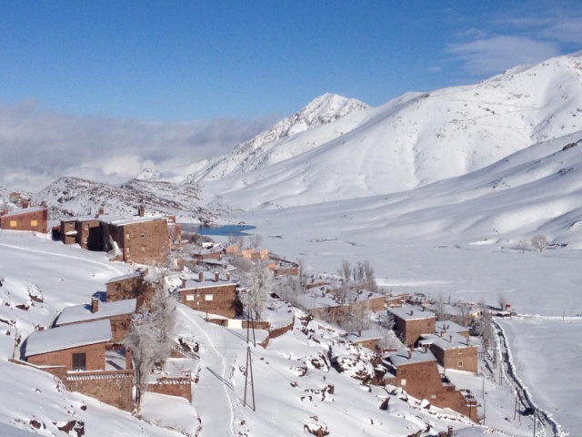 إغلاق محطة أوكايمدن السياحية يخلف استياء وسط ساكنة المنتجع وأرباب النقل السياحي إغلاق محطة أوكايمدن السياحية يخلف استياء وسط ساكنة المنتجع وأرباب النقل السياحي