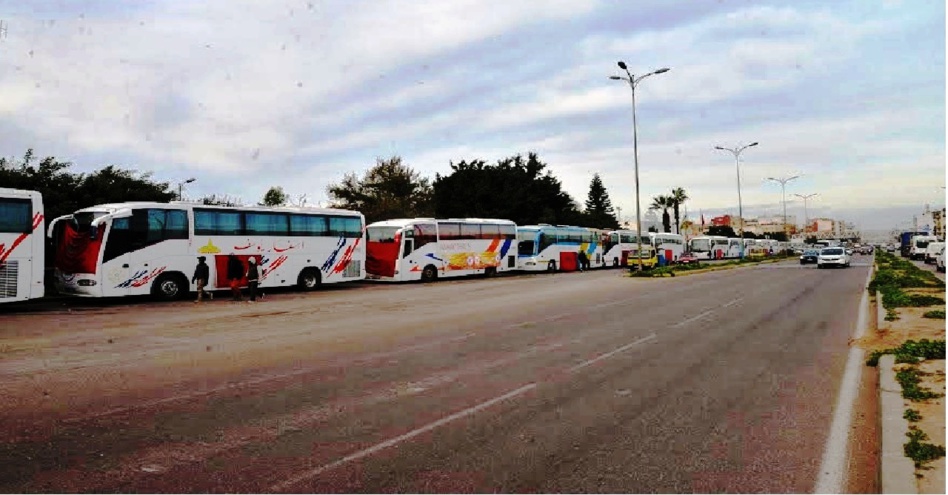 مهنيو النقل الطرقي للمسافرين ينتقدون قرارات الحكومة ويطالبونها بإعادة فتح المحطة الطرقية أولاد زيان مهنيو النقل الطرقي للمسافرين ينتقدون قرارات الحكومة ويطالبونها بإعادة فتح المحطة الطرقية أولاد زيان