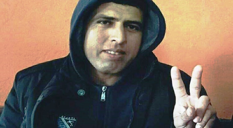 المحكمة الابتدائية بالحسيمة تقضي بالسجن النافذ في حق «جواد أمغار» الناشط بـ«حراك تماسينت» المحكمة الابتدائية بالحسيمة تقضي بالسجن النافذ في حق «جواد أمغار» الناشط بـ«حراك تماسينت»