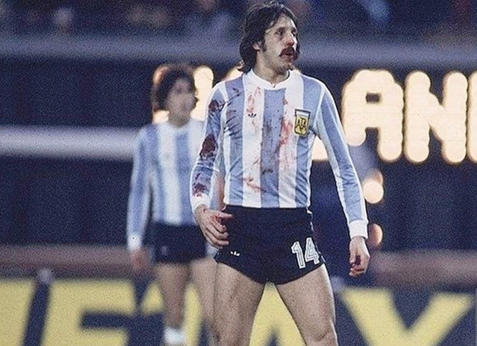 «كورونا» تخطف «أسطورة الأرجنتين السابق» «كورونا» تخطف «أسطورة الأرجنتين السابق»