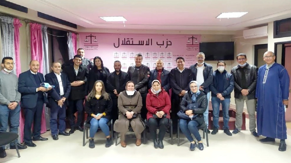 حزب الاستقلال بوجدة يتعزز بإنضمام عدد كبير من الأطباء لرابطة الأطباء الاستقلاليين حزب الاستقلال بوجدة يتعزز بإنضمام عدد كبير من الأطباء لرابطة الأطباء الاستقلاليين