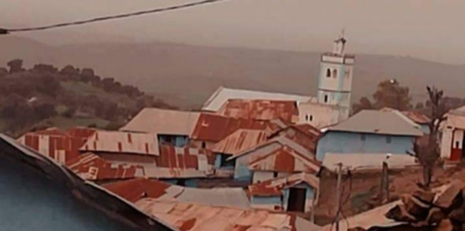 مدشر مليانة : طعنة سكين تذهب بحياة أب لثلاثة أطفال مدشر مليانة : طعنة سكين تذهب بحياة أب لثلاثة أطفال