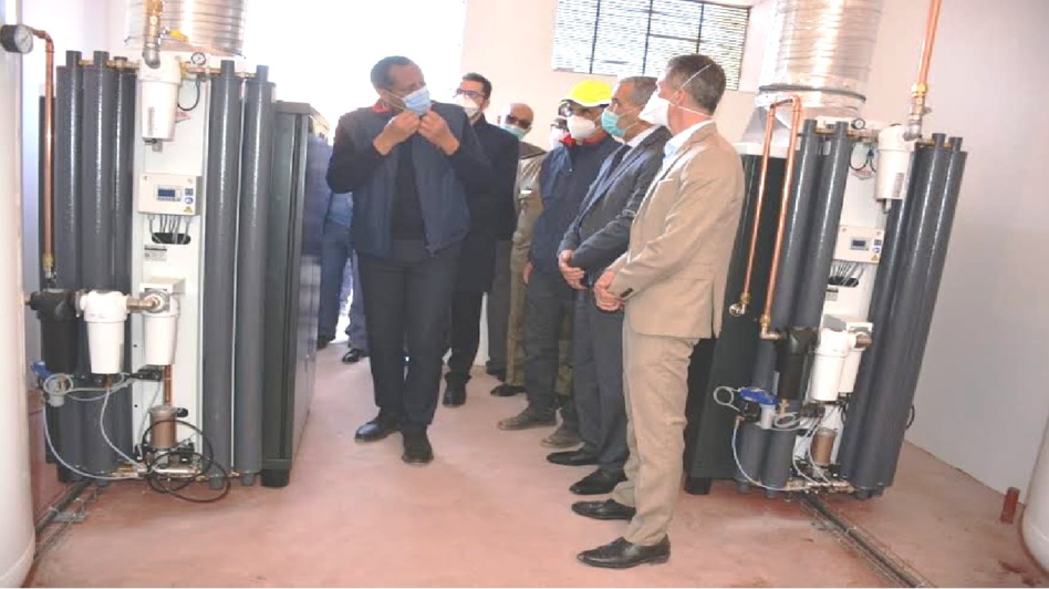 بالصور.. عامل إقليم أزيلال يشرف على مشاريع تهم مرضى القصور الكلوي بالصور.. عامل إقليم أزيلال يشرف على مشاريع تهم مرضى القصور الكلوي