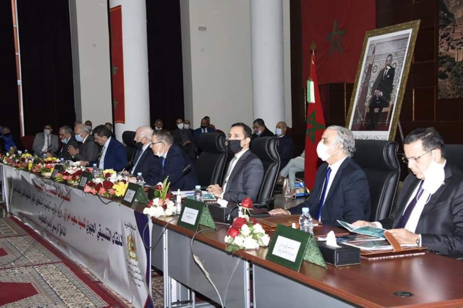 بحضور مستشار الملك اندري أزولاي ووزير التربية الوطنية.. تنزيل مضامين القانون الإطار 17_51 موضوع لقاء ببني ملال بحضور مستشار الملك اندري أزولاي ووزير التربية الوطنية.. تنزيل مضامين القانون الإطار 17_51 موضوع لقاء ببني ملال