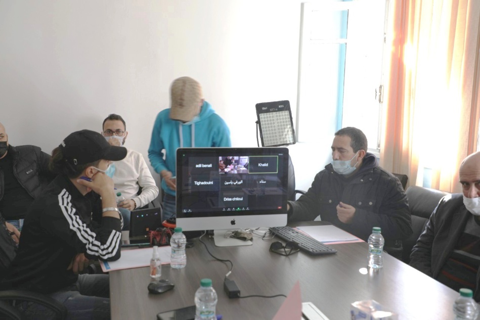 تقرير الدورة التكوينية المنظمة في الحسيمة حول موضوع الاعلام والمواطنة تحديات قيمية وتقنية تقرير الدورة التكوينية المنظمة في الحسيمة حول موضوع الاعلام والمواطنة تحديات قيمية وتقنية