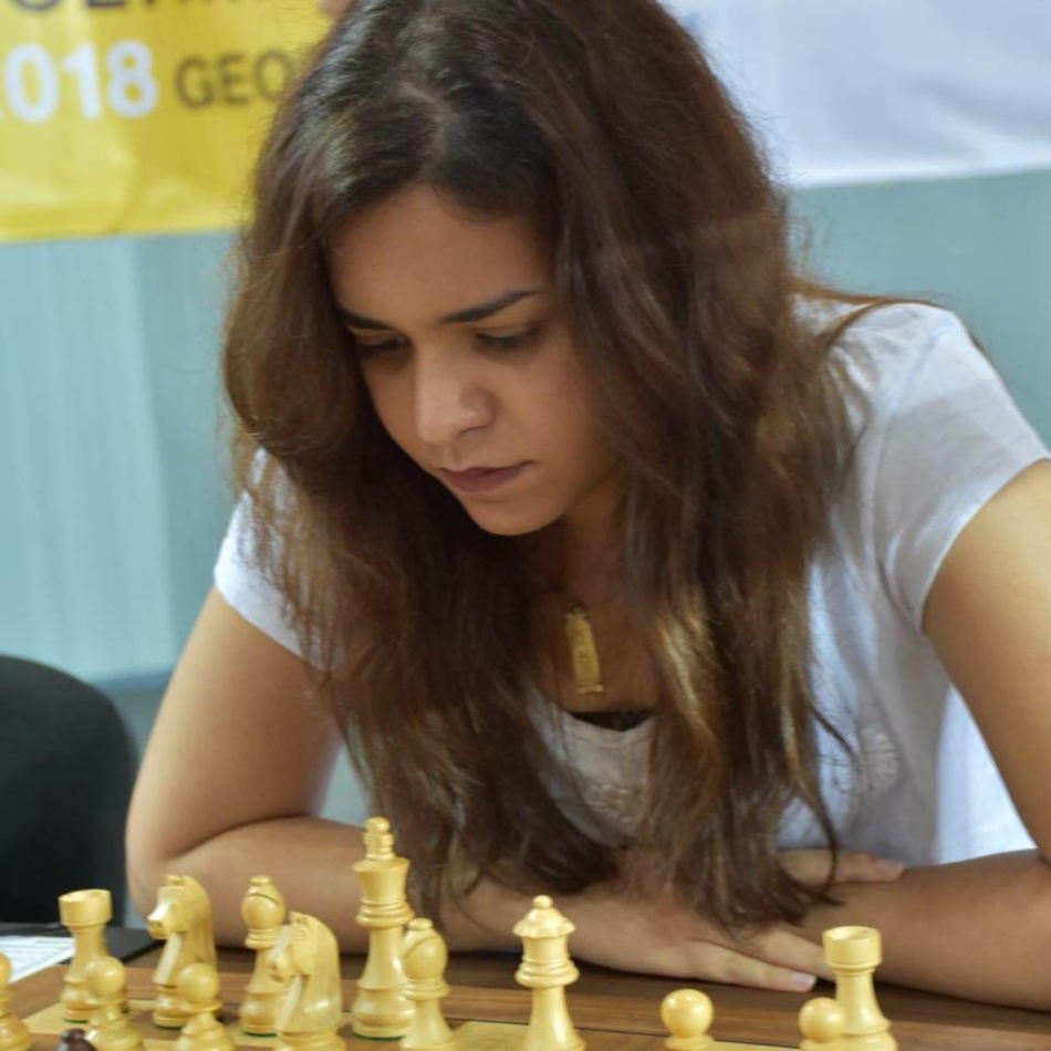 بطولة للشطرنج بالبيضاء تحتفي بالمرأة في عيدها العالمي بطولة للشطرنج بالبيضاء تحتفي بالمرأة في عيدها العالمي