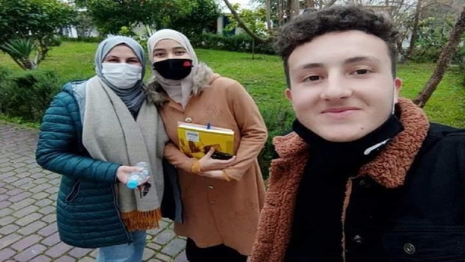 ممثلي الحسيمة.. لطيفة السويهل تفوز برئاسة المجلس الجهوي التلاميذي وعماد السعدي نائبا لها ممثلي الحسيمة.. لطيفة السويهل تفوز برئاسة المجلس الجهوي التلاميذي وعماد السعدي نائبا لها