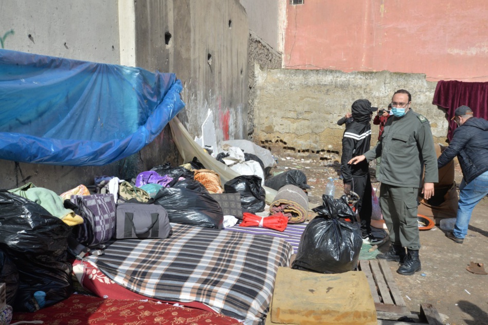 تفكيك المخيمات العشوائية للمهاجرين الأفارقة بمحيط المحطة الطرقية أولاد زيان بالبيضاء تفكيك المخيمات العشوائية للمهاجرين الأفارقة بمحيط المحطة الطرقية أولاد زيان بالبيضاء