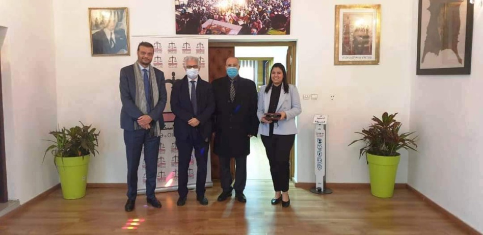 رسميا.. الدكتور نزار بركة الأمين العام لحزب الاستقلال يستقبل "سمير راديوس" وابنته الملتحقين بالحزب رسميا.. الدكتور نزار بركة الأمين العام لحزب الاستقلال يستقبل "سمير راديوس" وابنته الملتحقين بالحزب