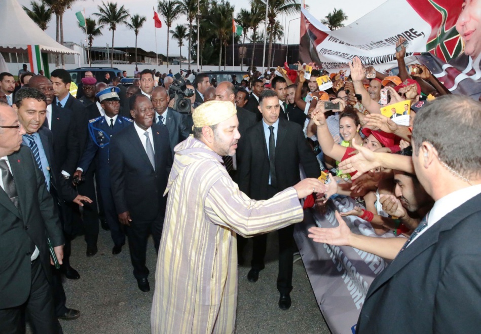 لأول مرة بأفريقيا وبتعليمات ملكية.. الخارجية المغربية تنظم الشباك الوحيد لخدمة مغاربة العالم بالكوت ديفوار لأول مرة بأفريقيا وبتعليمات ملكية.. الخارجية المغربية تنظم الشباك الوحيد لخدمة مغاربة العالم بالكوت ديفوار