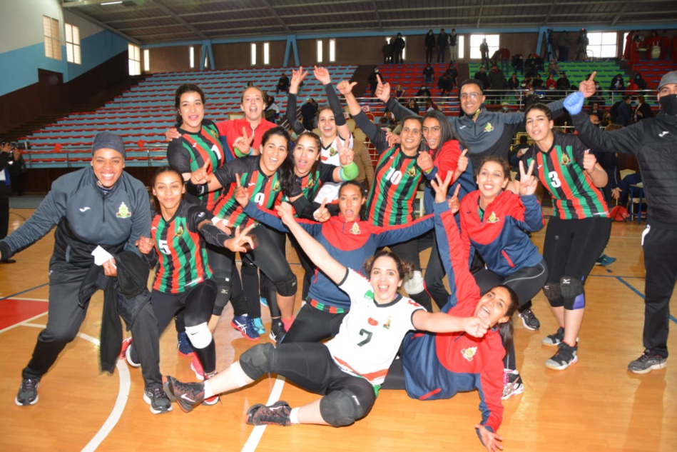 نادي الجيش الملكي يحصد لقبي كأس العرش للكرة الطائرة ذكور وإناث نادي الجيش الملكي يحصد لقبي كأس العرش للكرة الطائرة ذكور وإناث