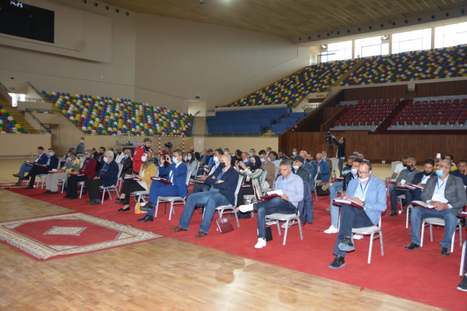 الجمع العام العادي لجامعة السباحة يطالب بفتح المسابح