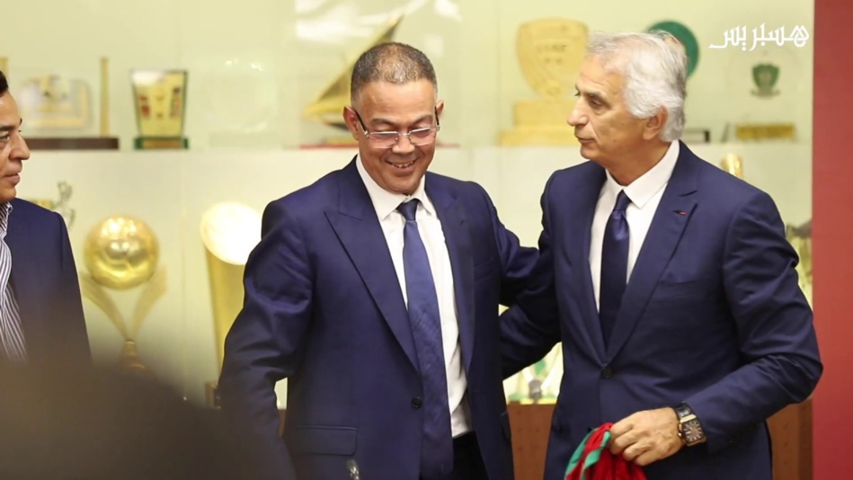 لقجع يجتمع مع خليلوزيتش لوضع خارطة طروق لتصفيات كأس العالم قطر 2022 لقجع يجتمع مع خليلوزيتش لوضع خارطة طروق لتصفيات كأس العالم قطر 2022