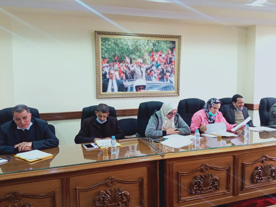 المجلس الإقليمي لأزيلال يعقد دورة استثنائية ويصادق على برمجة الفائض ومجموعة من الدراسات والاتفاقيات المجلس الإقليمي لأزيلال يعقد دورة استثنائية ويصادق على برمجة الفائض ومجموعة من الدراسات والاتفاقيات