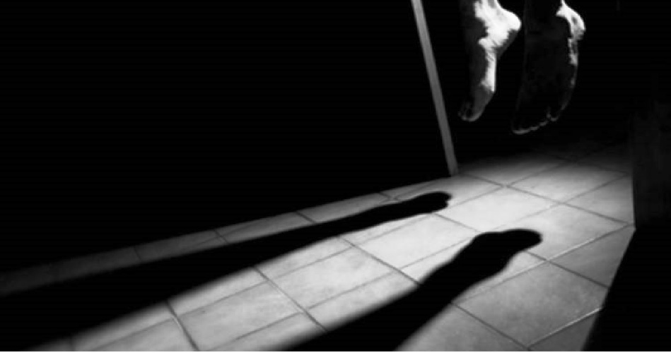 إنتحار فتاة في ظروف غامضة ضواحي الحسيمة إنتحار فتاة في ظروف غامضة ضواحي الحسيمة