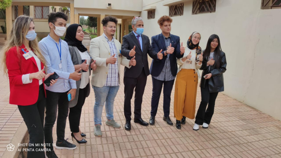 المدرسة العليا للتكنولوجيا بوجدة تحتفي بيوم الأرض المدرسة العليا للتكنولوجيا بوجدة تحتفي بيوم الأرض