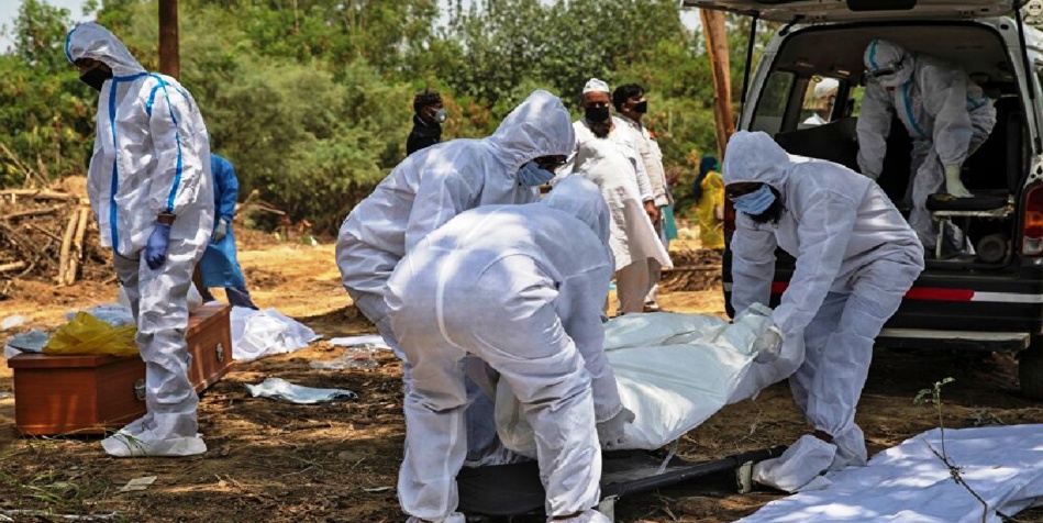 لليوم السادس على التوالي.. الهند تحطم الأرقام القياسية العالمية لإصابات كورونا لليوم السادس على التوالي.. الهند تحطم الأرقام القياسية العالمية لإصابات كورونا