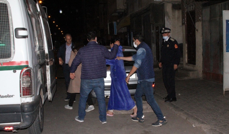 اعتقال عدد من مخالفي حالة الطوارئ الصحية وحجز مجموعة من الدراجات النارية بالبيضاء اعتقال عدد من مخالفي حالة الطوارئ الصحية وحجز مجموعة من الدراجات النارية بالبيضاء