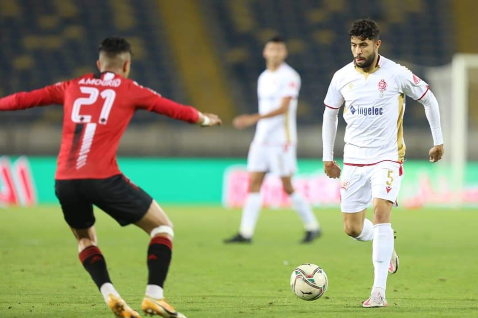 منافسات كأس العرش.. الجيش الملكي يهزم الرجاء والوداد تقسو على شباب المحمدية ويعبُران لنصف نهائي "الكأس الفضية" منافسات كأس العرش.. الجيش الملكي يهزم الرجاء والوداد تقسو على شباب المحمدية ويعبُران لنصف نهائي "الكأس الفضية"