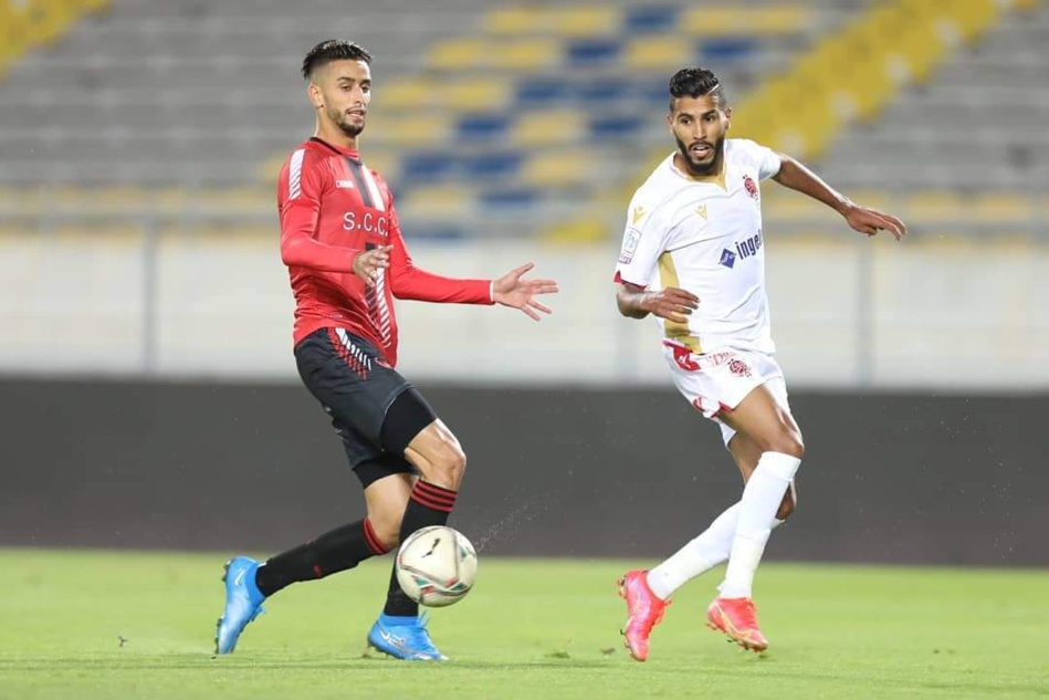 منافسات كأس العرش.. الجيش الملكي يهزم الرجاء والوداد تقسو على شباب المحمدية ويعبُران لنصف نهائي "الكأس الفضية" منافسات كأس العرش.. الجيش الملكي يهزم الرجاء والوداد تقسو على شباب المحمدية ويعبُران لنصف نهائي "الكأس الفضية"