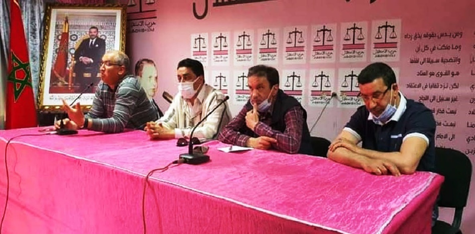 برئاسة الدكتور عمر حجيرة.. حزب الاستقلال بوجدة يدعو الأحزاب السياسية الى تنافس انتخابي نزيه‼ برئاسة الدكتور عمر حجيرة.. حزب الاستقلال بوجدة يدعو الأحزاب السياسية الى تنافس انتخابي نزيه‼