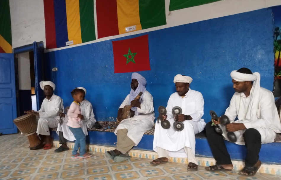 "البامبارا".. المجموعة الموسيقية التي تكثف الماضي في الحاضر وتمحو الفواصل بين اللغات "البامبارا".. المجموعة الموسيقية التي تكثف الماضي في الحاضر وتمحو الفواصل بين اللغات