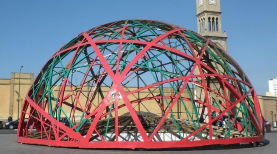 تعثر أشغال تهيئة ساحة "الكرة الأرضية" يغضب ساكنة الدار البيضاء تعثر أشغال تهيئة ساحة "الكرة الأرضية" يغضب ساكنة الدار البيضاء