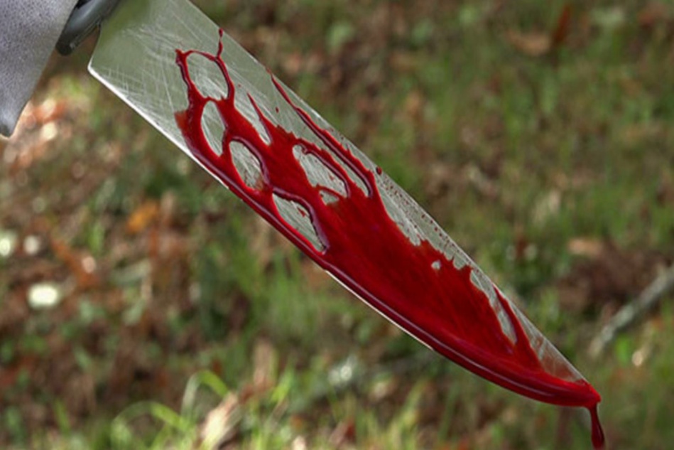 مختل عقلي يذبح طفلة صغيرة بدرب السلطان مختل عقلي يذبح طفلة صغيرة بدرب السلطان