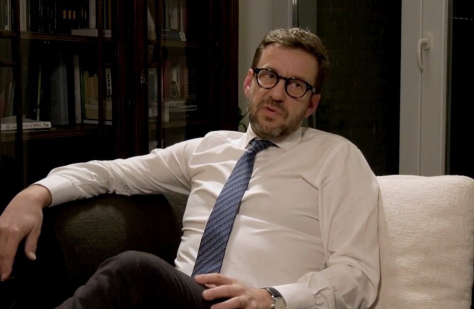 السلطات المغربية تطرد "كريستوف مارشان " المعروف بمواقفه العدائية تجاه المغرب السلطات المغربية تطرد "كريستوف مارشان " المعروف بمواقفه العدائية تجاه المغرب